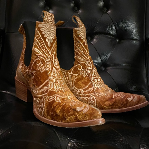 PS Kaufman Shoes - RARE PS Kaufman limited edition Velvet Embroidered Ankle Boots - Rusted Gold